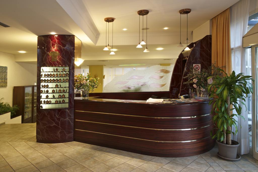 Hotel President Cattolica Ngoại thất bức ảnh